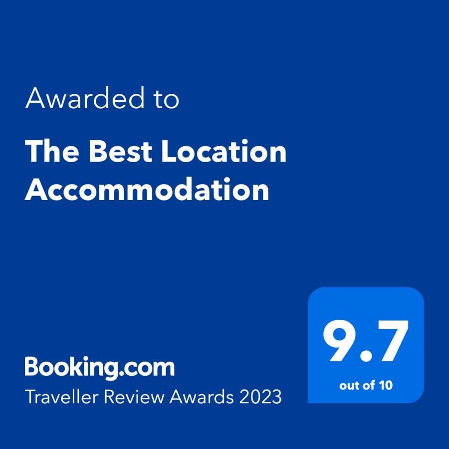 The Best Location Accommodation Букурещ Екстериор снимка