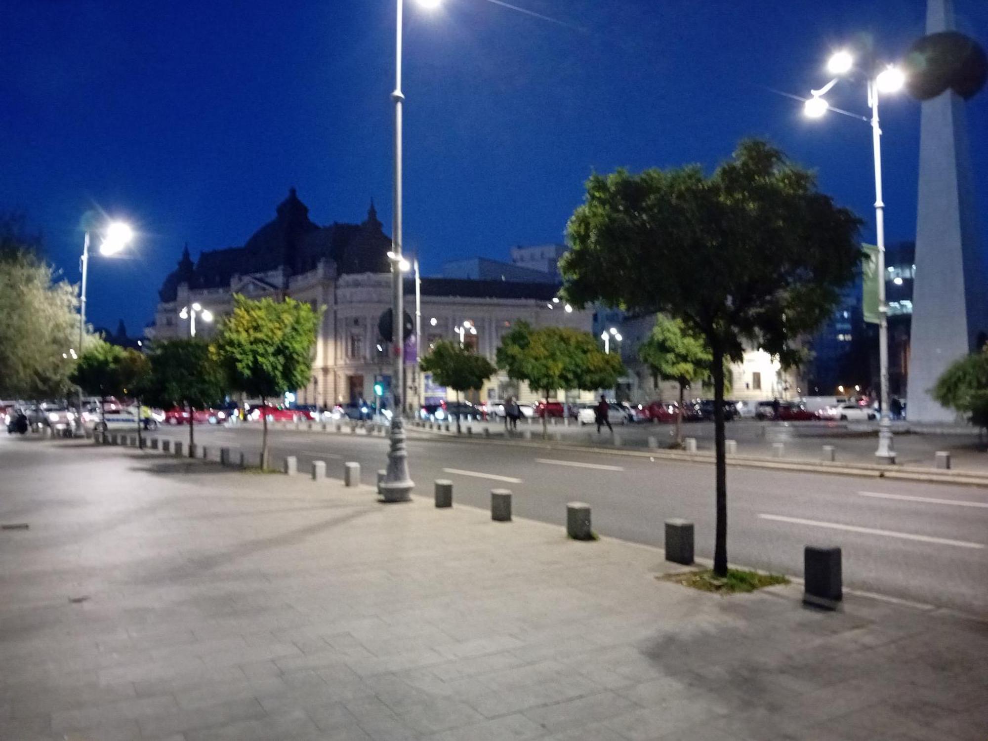 The Best Location Accommodation Букурещ Екстериор снимка