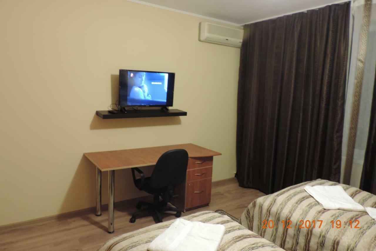 The Best Location Accommodation Букурещ Екстериор снимка
