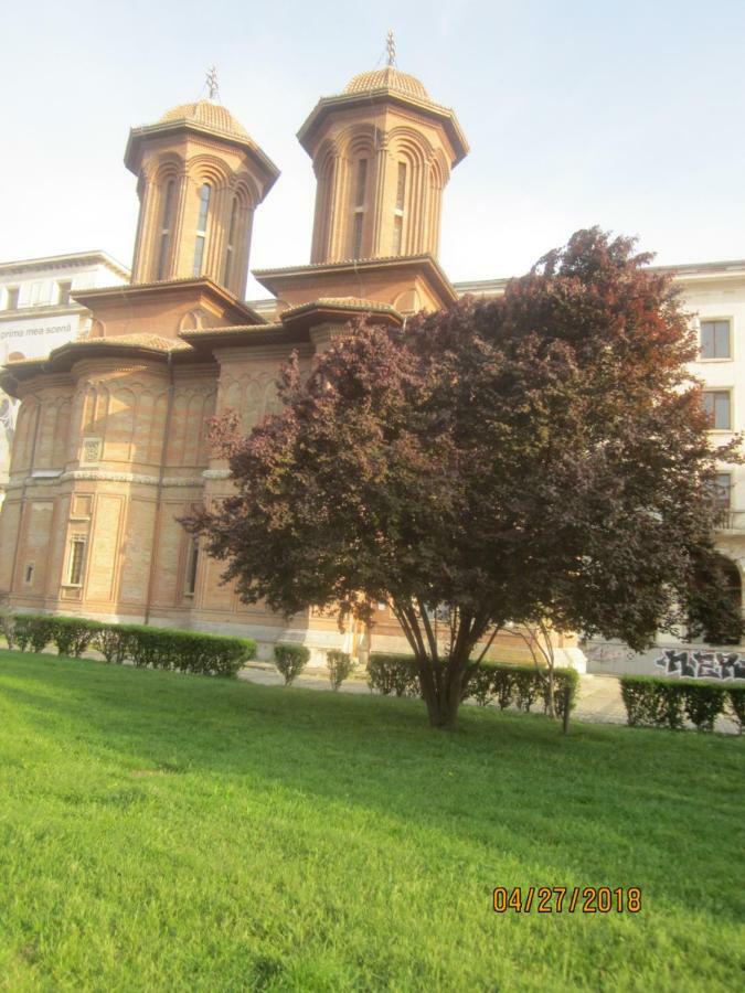 The Best Location Accommodation Букурещ Екстериор снимка